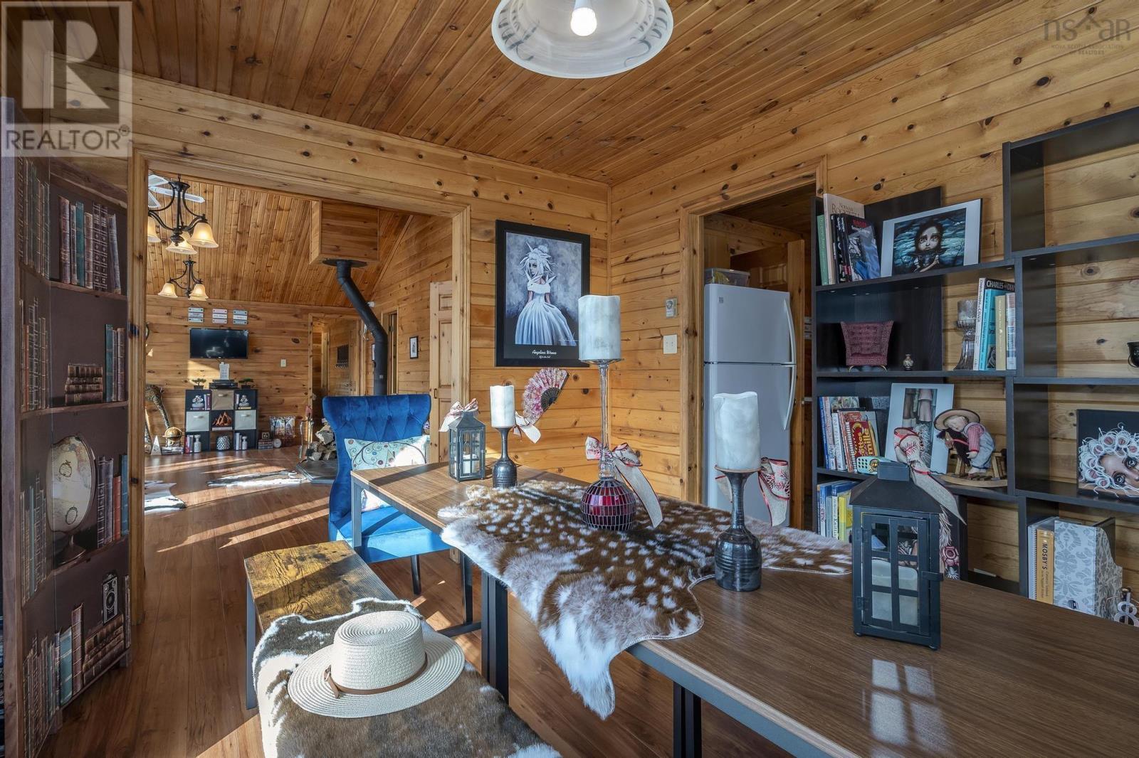 57 Somerset Drive, Sable River, Nova Scotia  B0T 1V0 - Photo 13 - 202500601