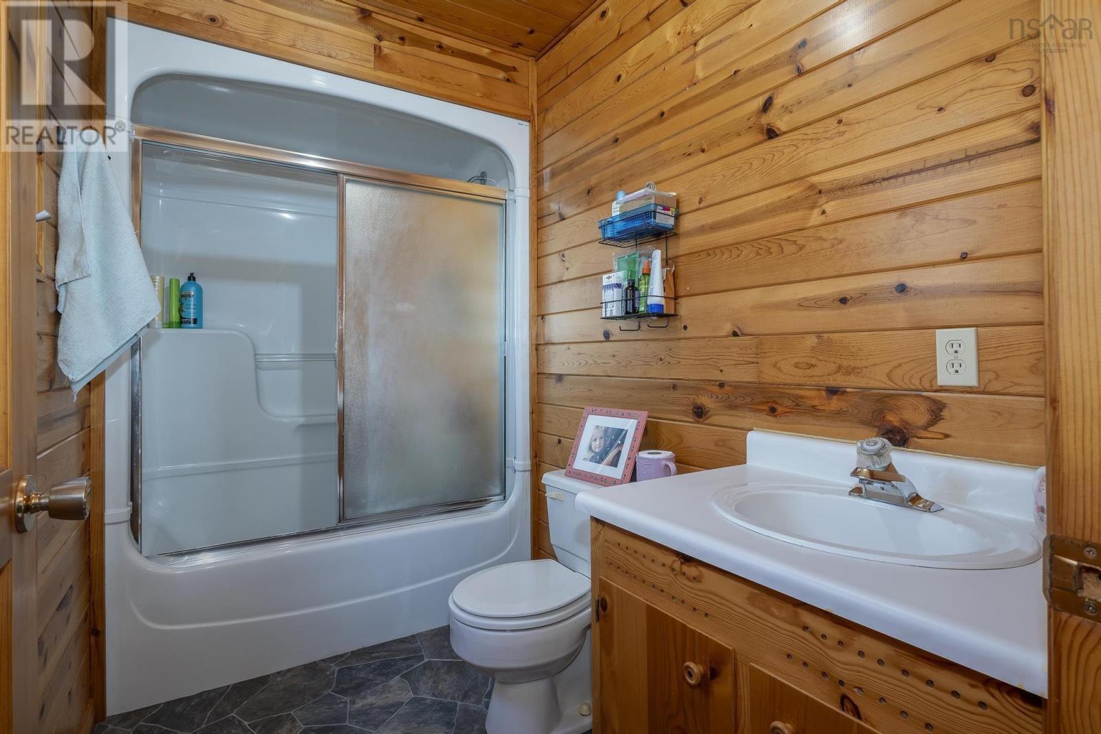 57 Somerset Drive, Sable River, Nova Scotia  B0T 1V0 - Photo 29 - 202500601