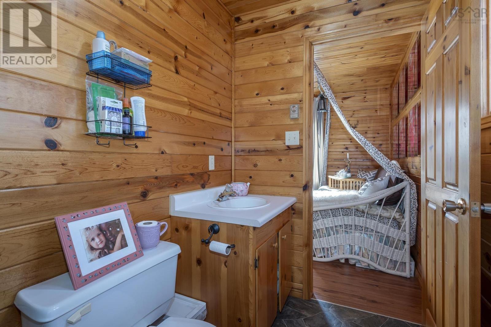 57 Somerset Drive, Sable River, Nova Scotia  B0T 1V0 - Photo 30 - 202500601