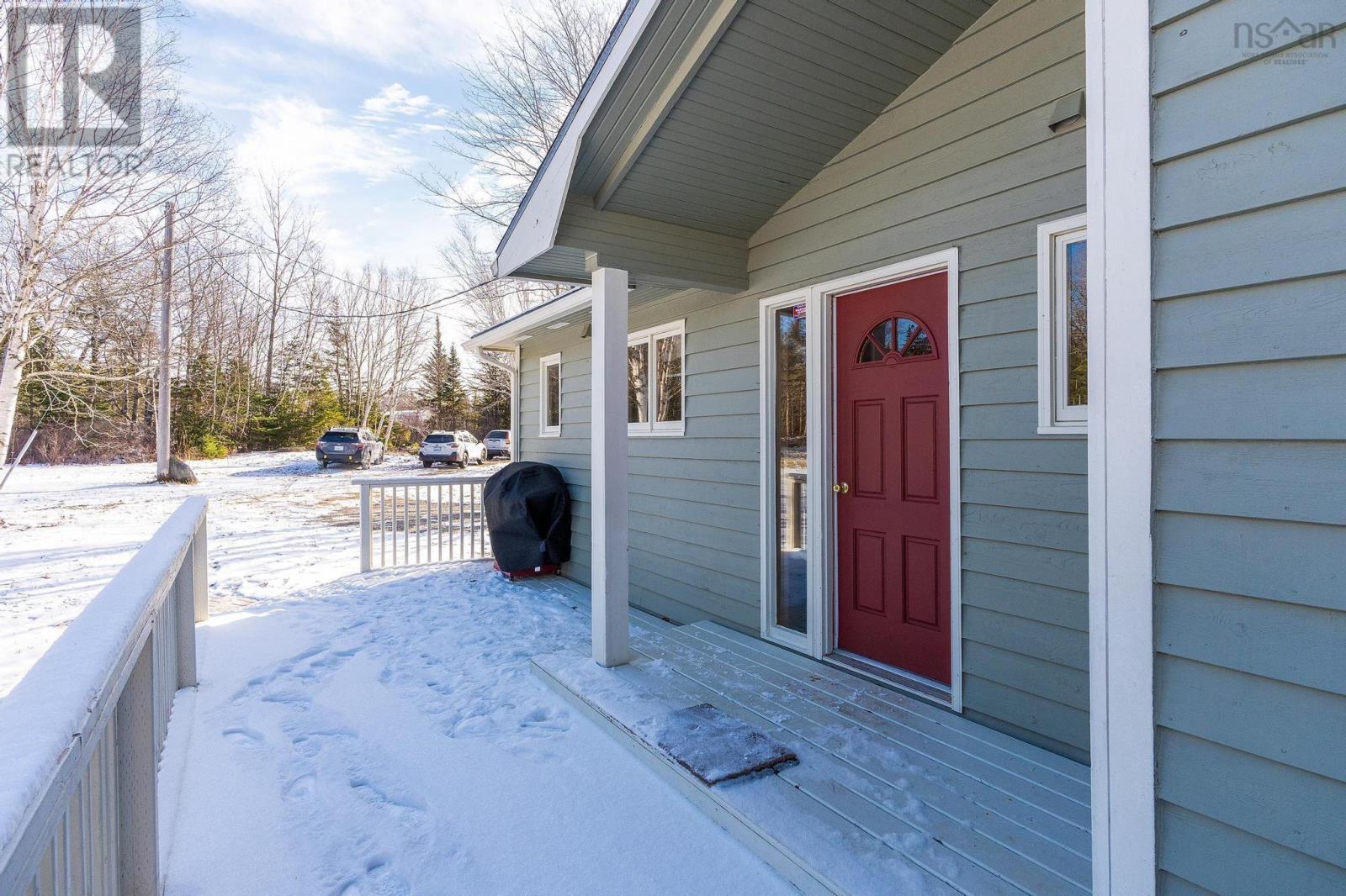 57 Somerset Drive, Sable River, Nova Scotia  B0T 1V0 - Photo 36 - 202500601