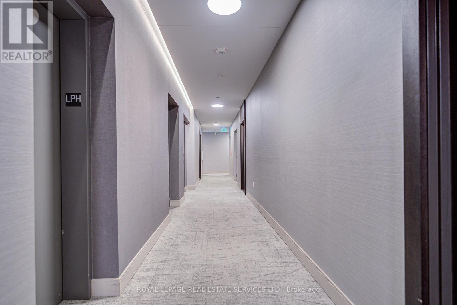 Property at LPH03 - 8 NAHANI WAY image 5