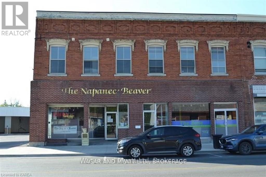 72 - 76 DUNDAS STREET E, greater napanee, Ontario