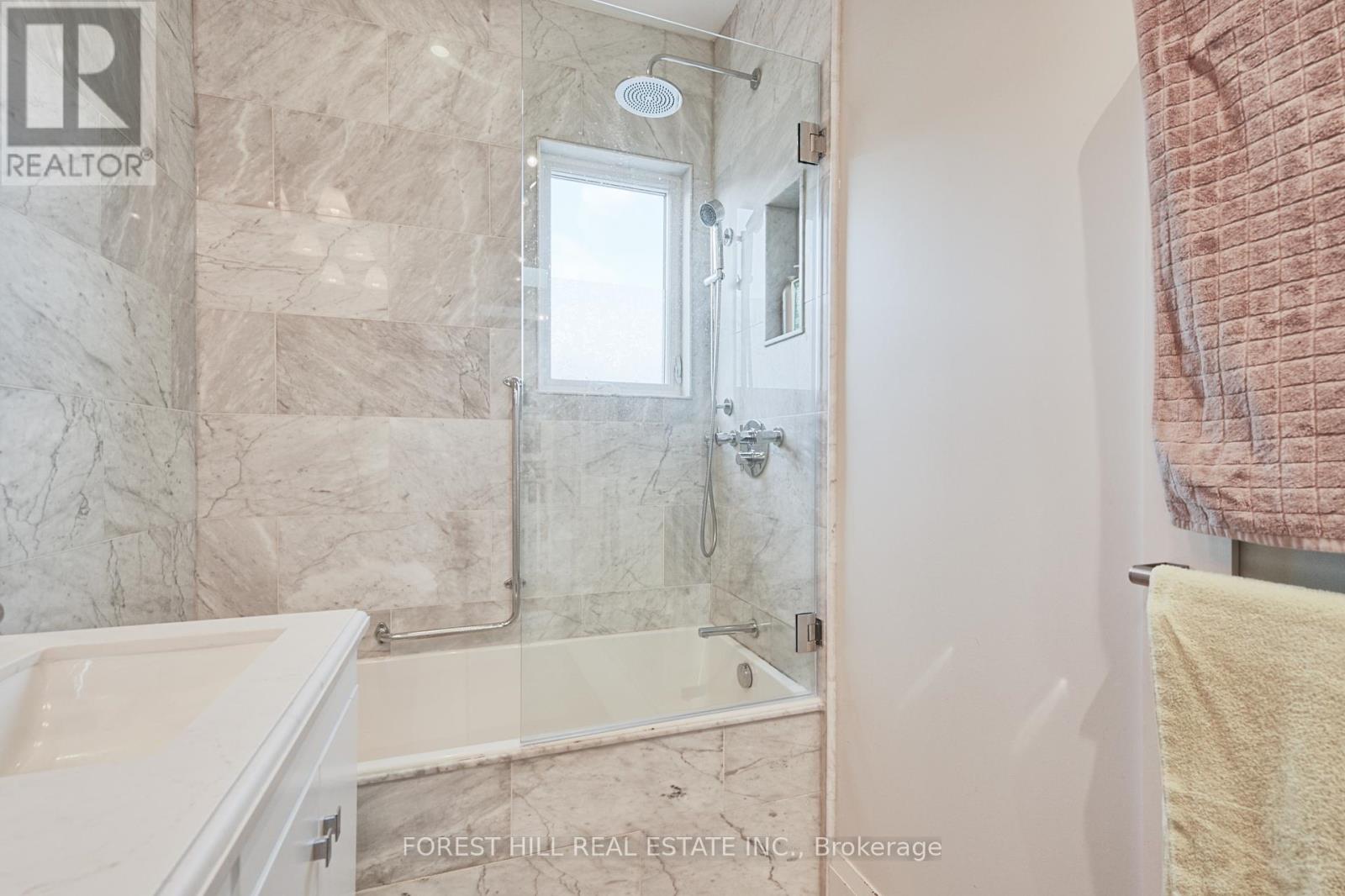 59 Barton Avenue, Toronto, Ontario  M6G 1P5 - Photo 28 - C11917379