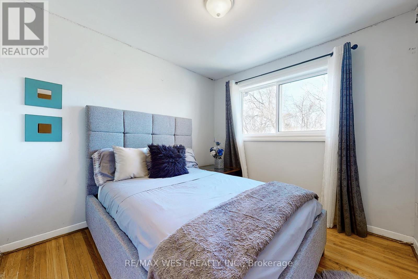 78 Primula Crescent, Toronto, Ontario  M9L 1K2 - Photo 22 - W11905917