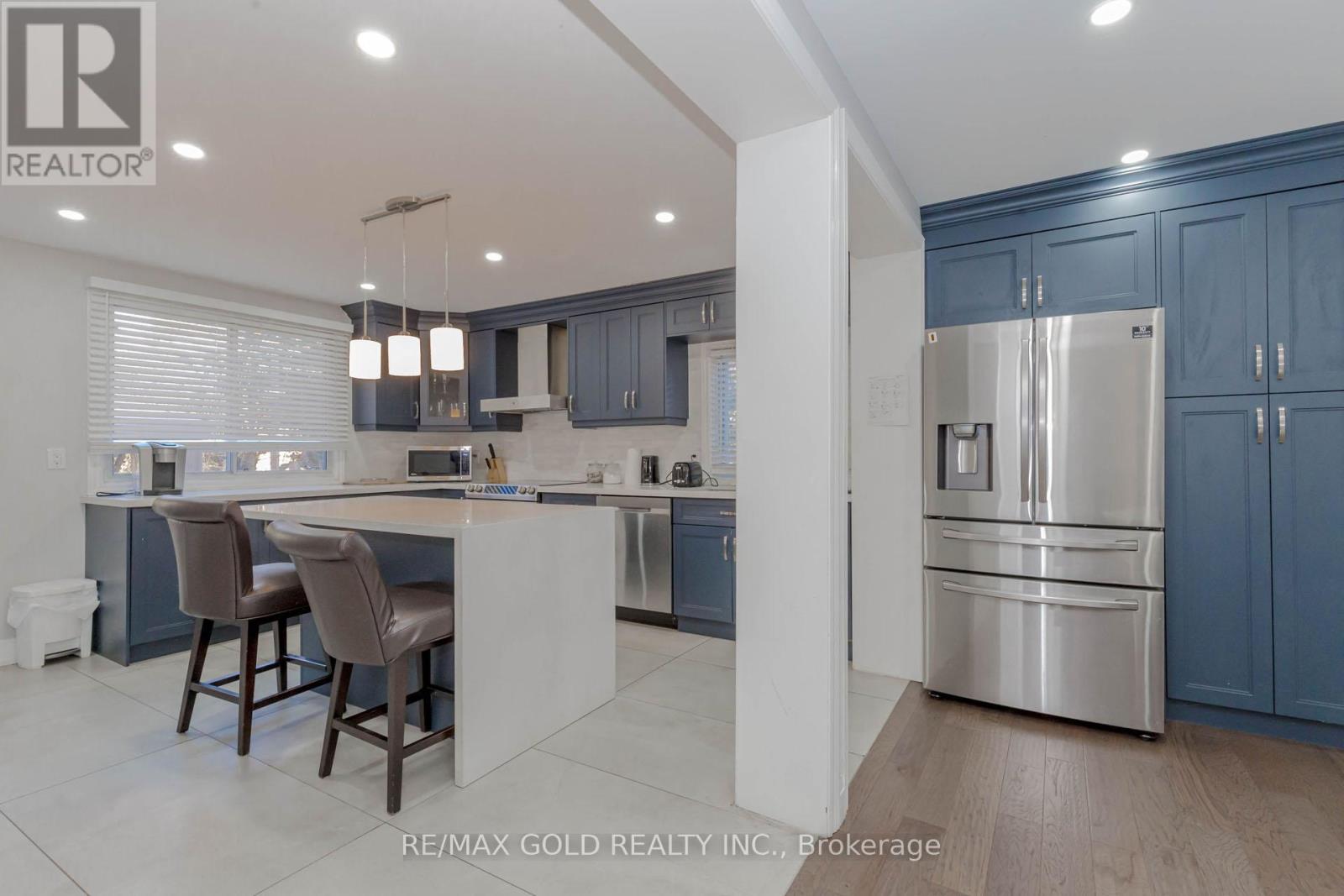 Property at 2085 BRIDGE ROAD image 5