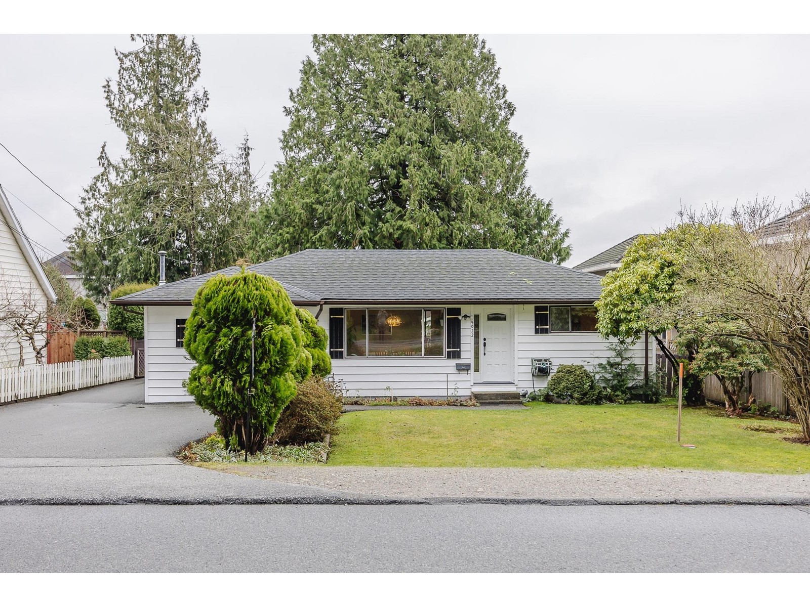 14022 92 AVENUE, surrey, British Columbia