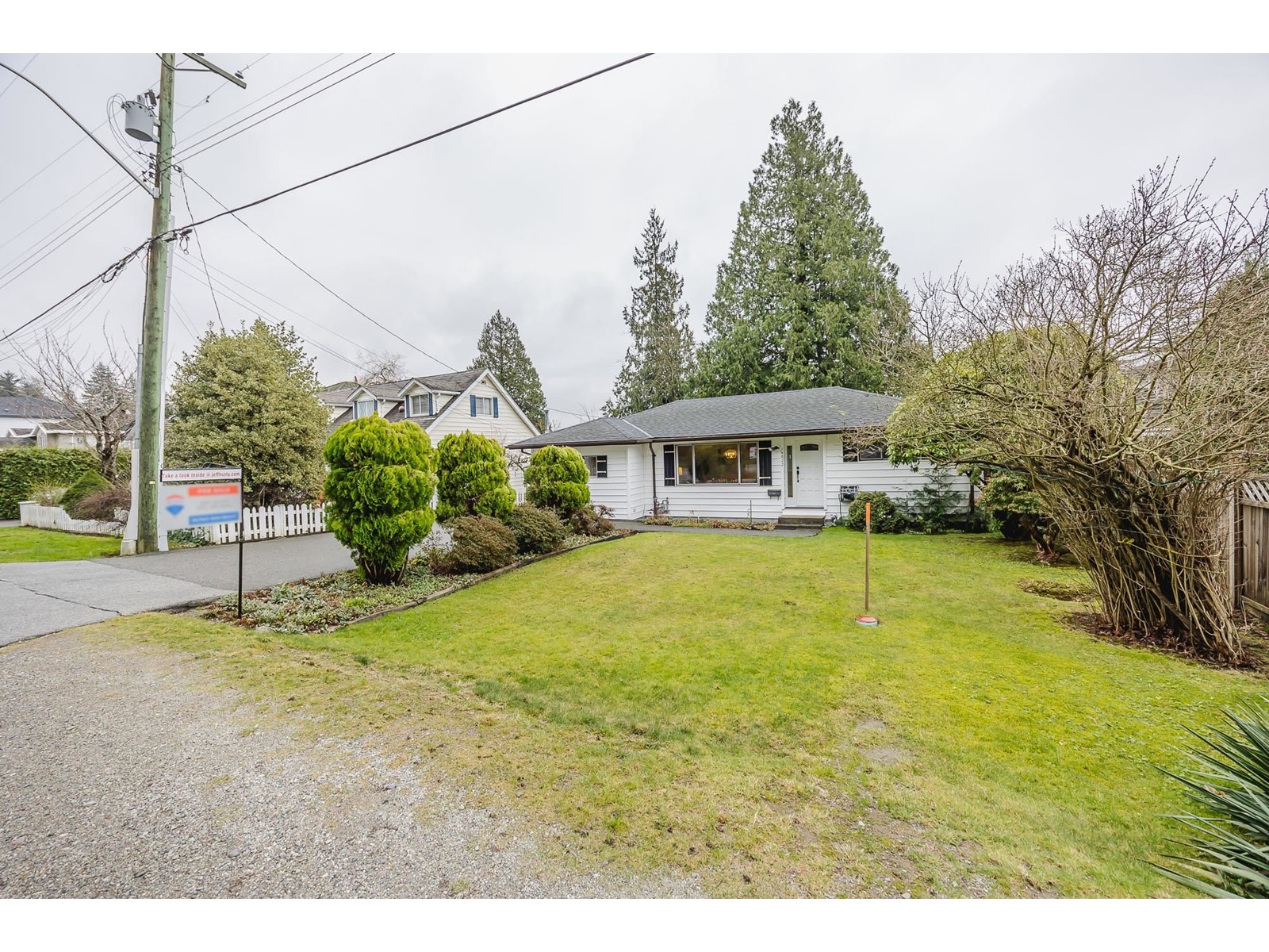 14022 92 Avenue, Surrey, British Columbia  V3V 1J5 - Photo 2 - R2954767