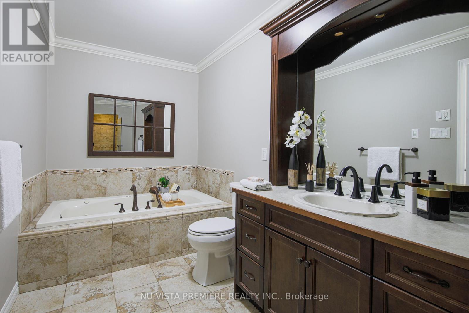 Photo 19 of 29 for 1233 Thamesridge Crescent