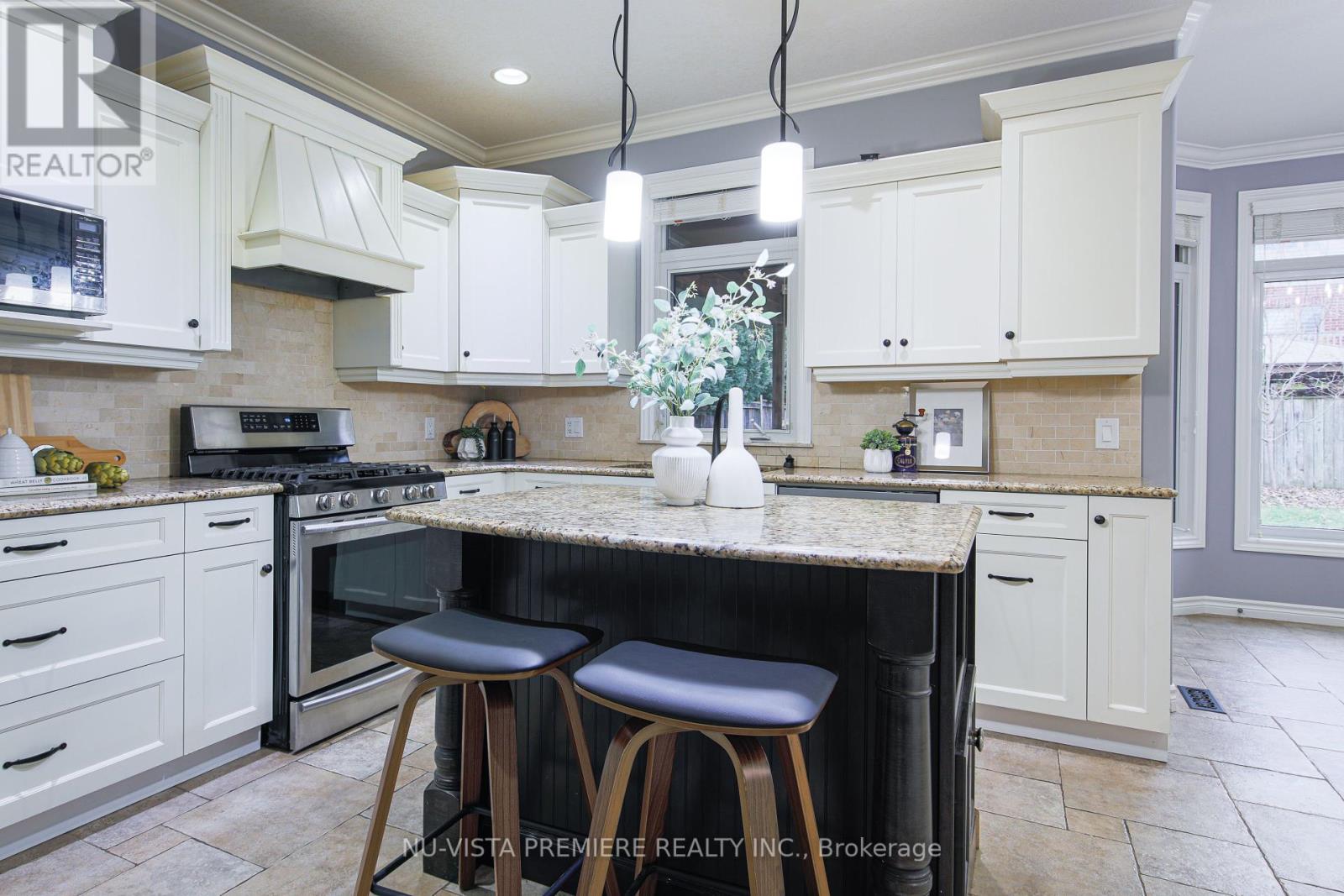 Photo 5 of 29 for 1233 Thamesridge Crescent
