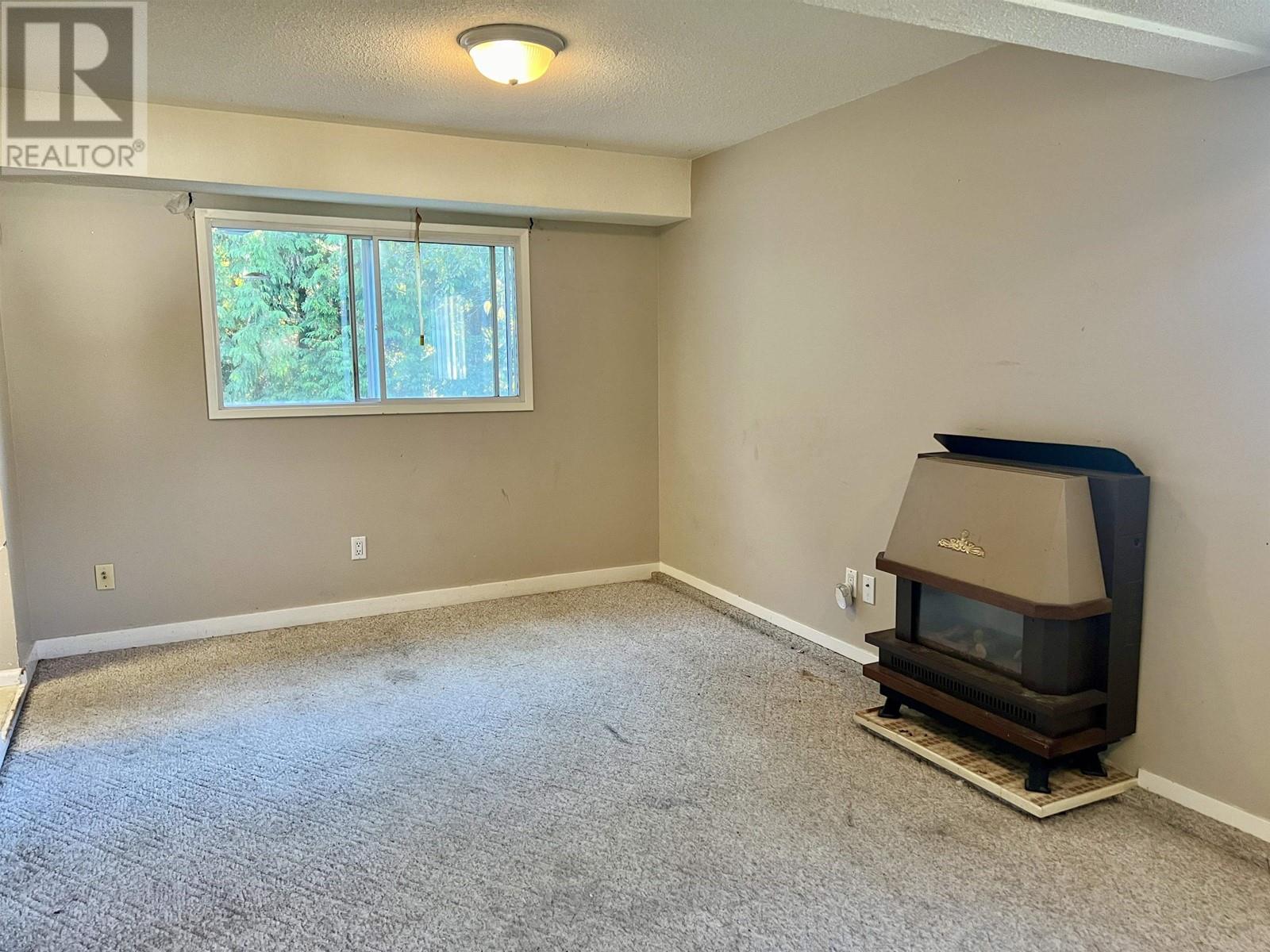 Property at 20 BRANT STREET image 2