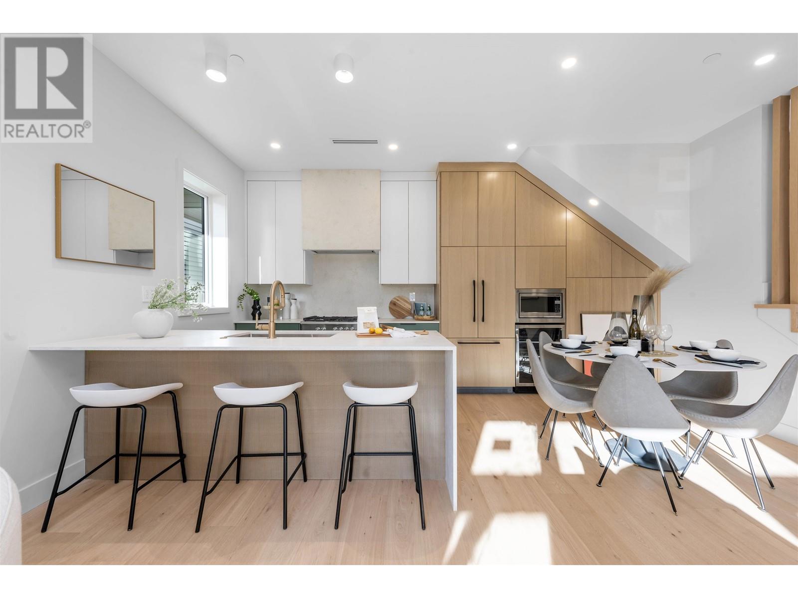 1 3565 Triumph Street, Vancouver, British Columbia V5K 1V2 - Photo 7 - R2946858