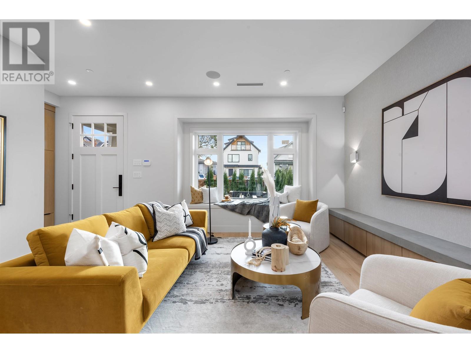 1 3565 Triumph Street, Vancouver, British Columbia V5K 1V2 - Photo 4 - R2946858