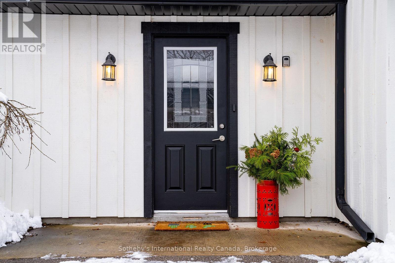 223 Sixth Street, Collingwood, Ontario  L9Y 1Z2 - Photo 3 - S11917594