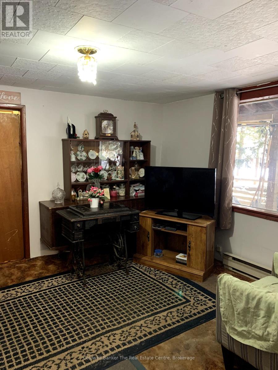 8934 County Rd 9 Road, Clearview, Ontario  L0M 1G0 - Photo 11 - S11917667