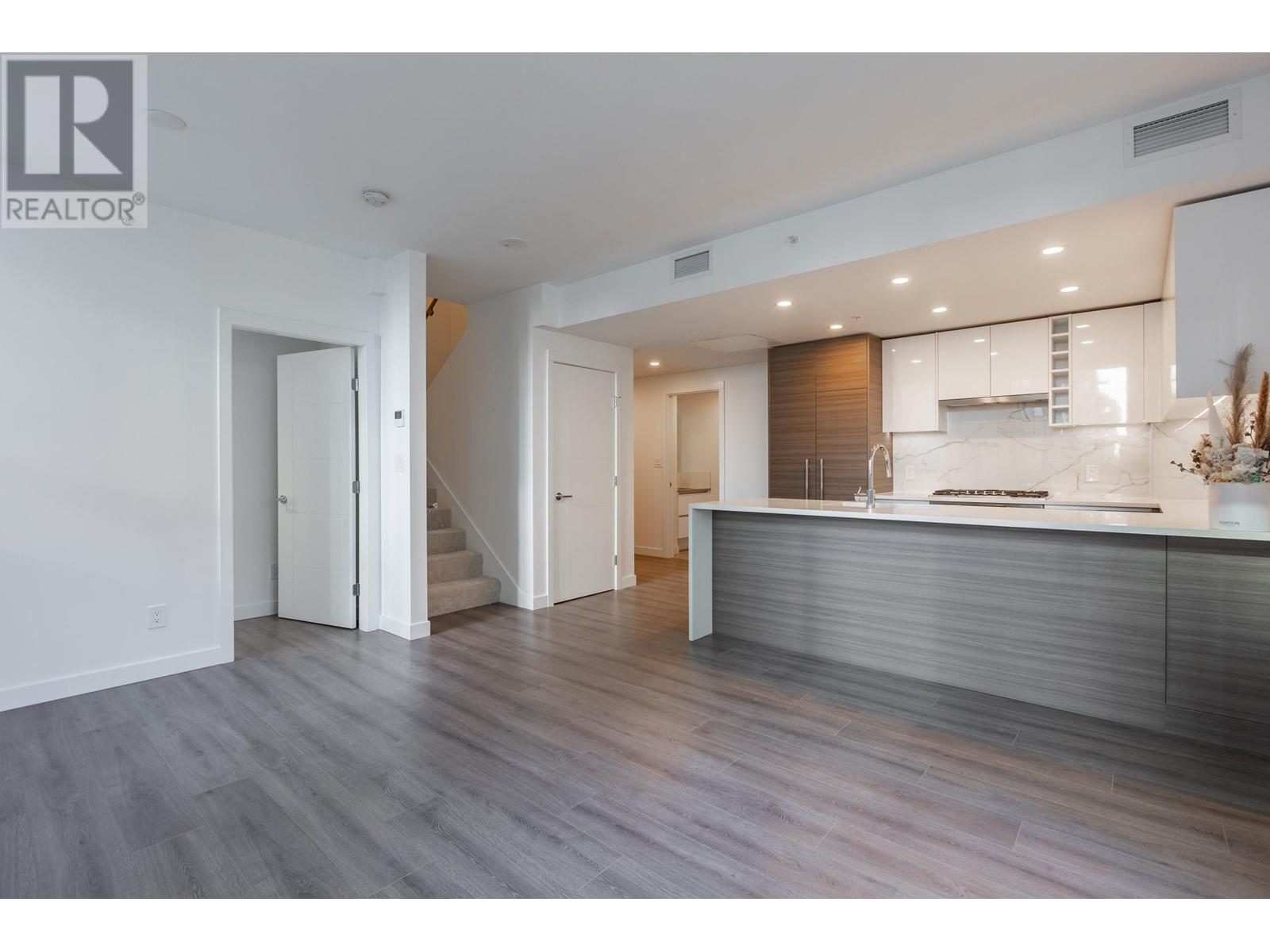 509 823 Carnarvon Street, New Westminster, British Columbia  V3M 1E9 - Photo 3 - R2954812