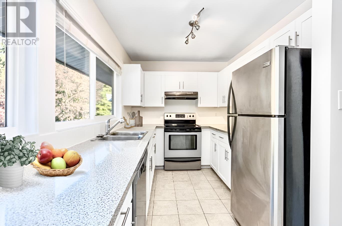 1922 Highview Place, Port Moody, British Columbia V3H 1N5 - Photo 6 - R2954826