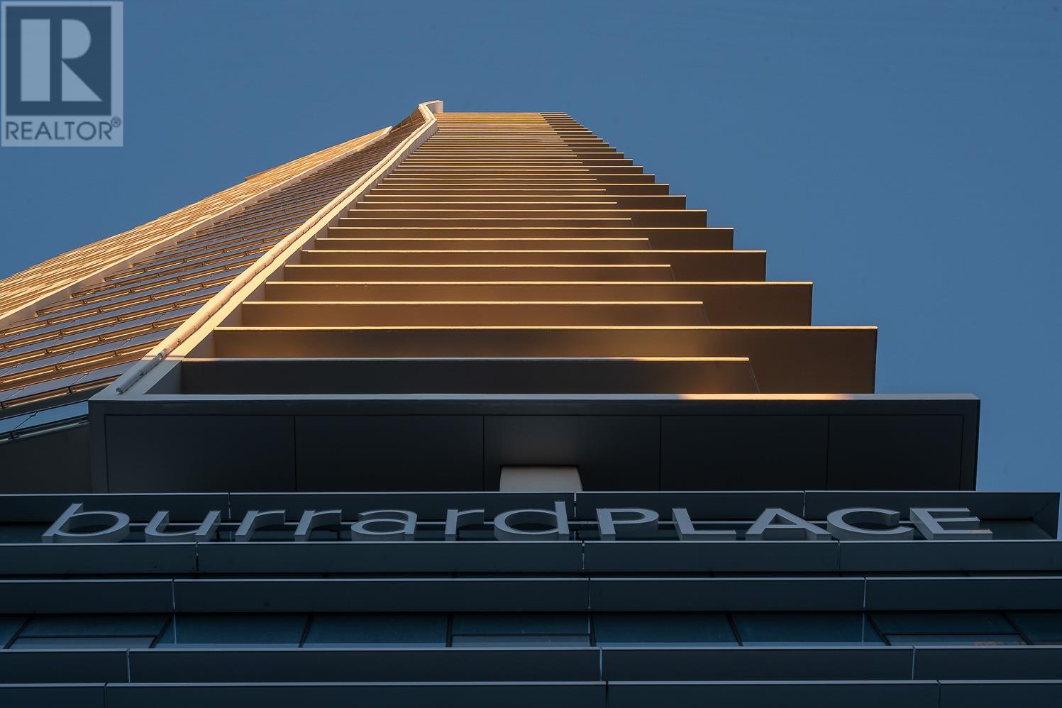 Listing Picture 39 of 40 : 3802 1289 HORNBY STREET, Vancouver / 溫哥華 - 魯藝地產 Yvonne Lu Group - MLS Medallion Club Member