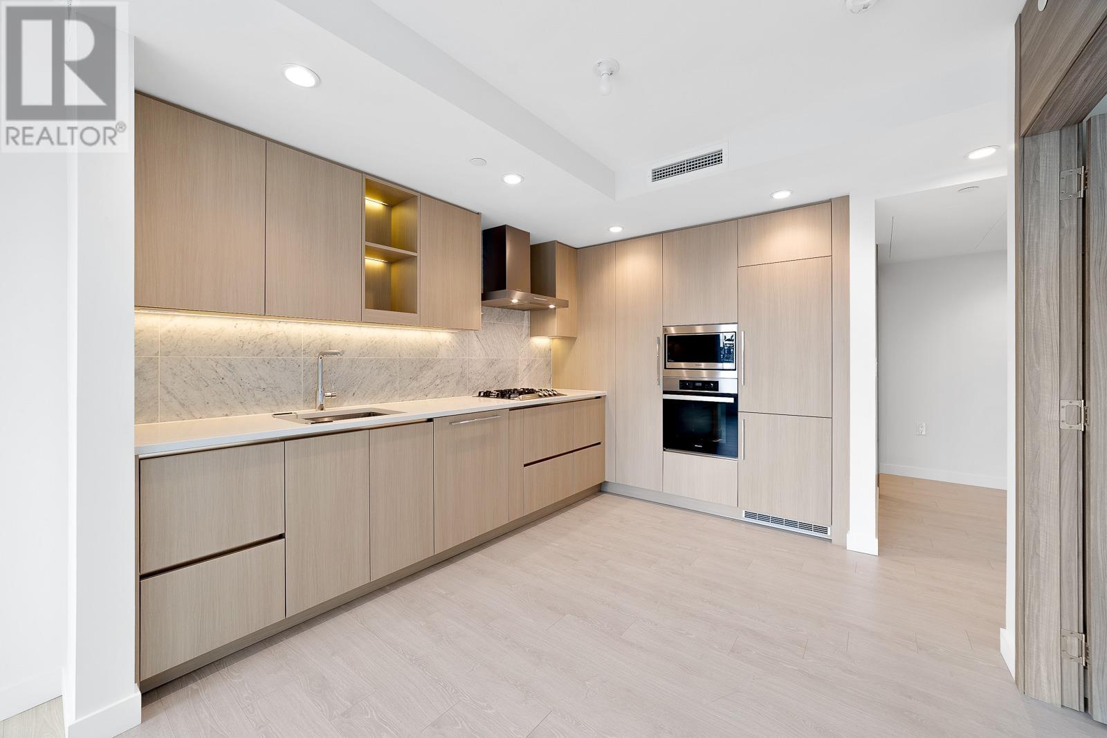 1214 1768 Cook Street, Vancouver, British Columbia  V5Y 0N3 - Photo 8 - R2954853