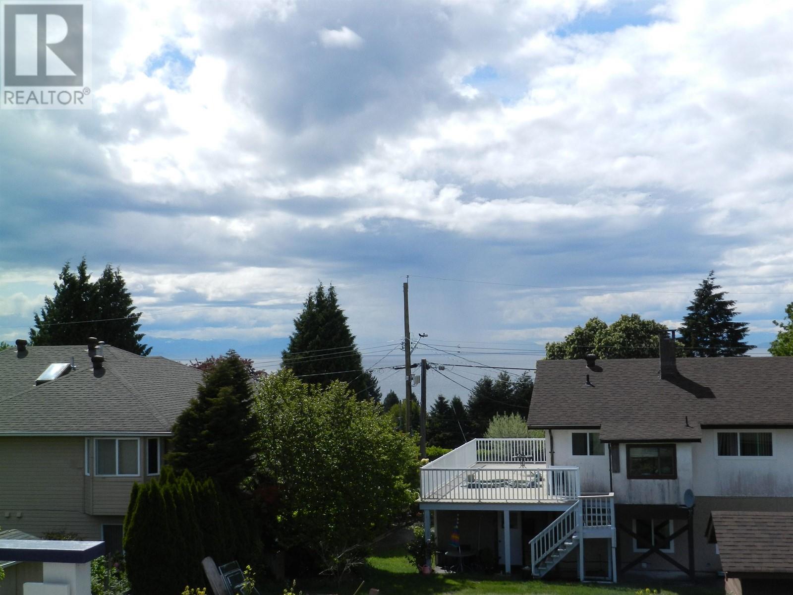 4757 Tamarack Place, Sechelt, British Columbia  V7Z 0E8 - Photo 35 - R2954813