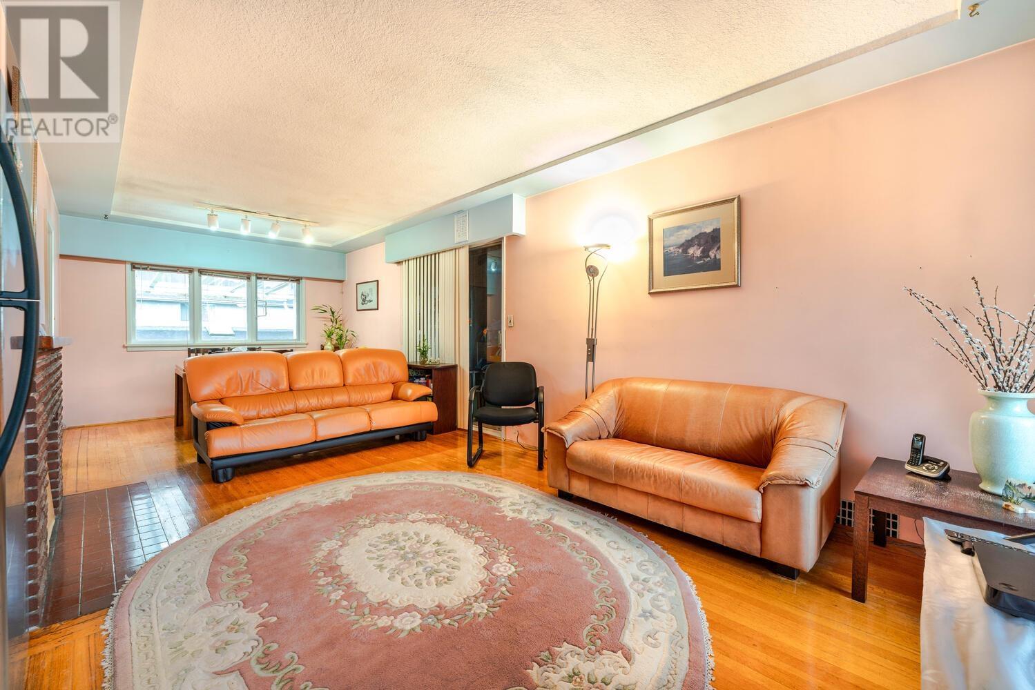 Property at 6180 GRANVILLE AVENUE image 5