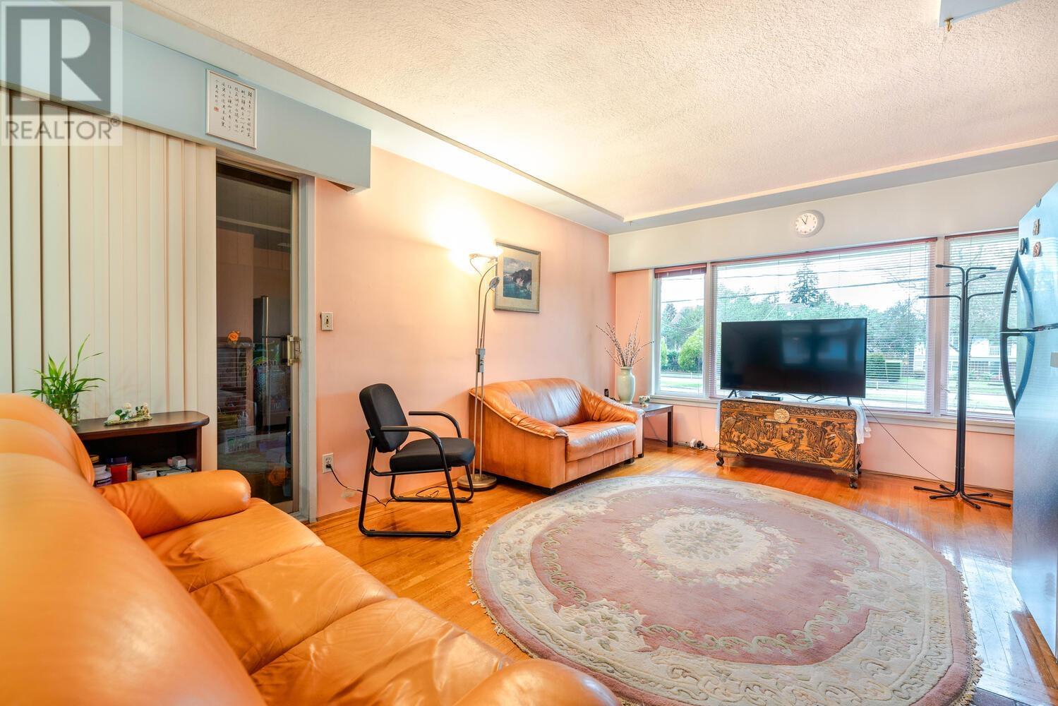 6180 Granville Avenue, Richmond, British Columbia  V7C 1G1 - Photo 5 - R2954814
