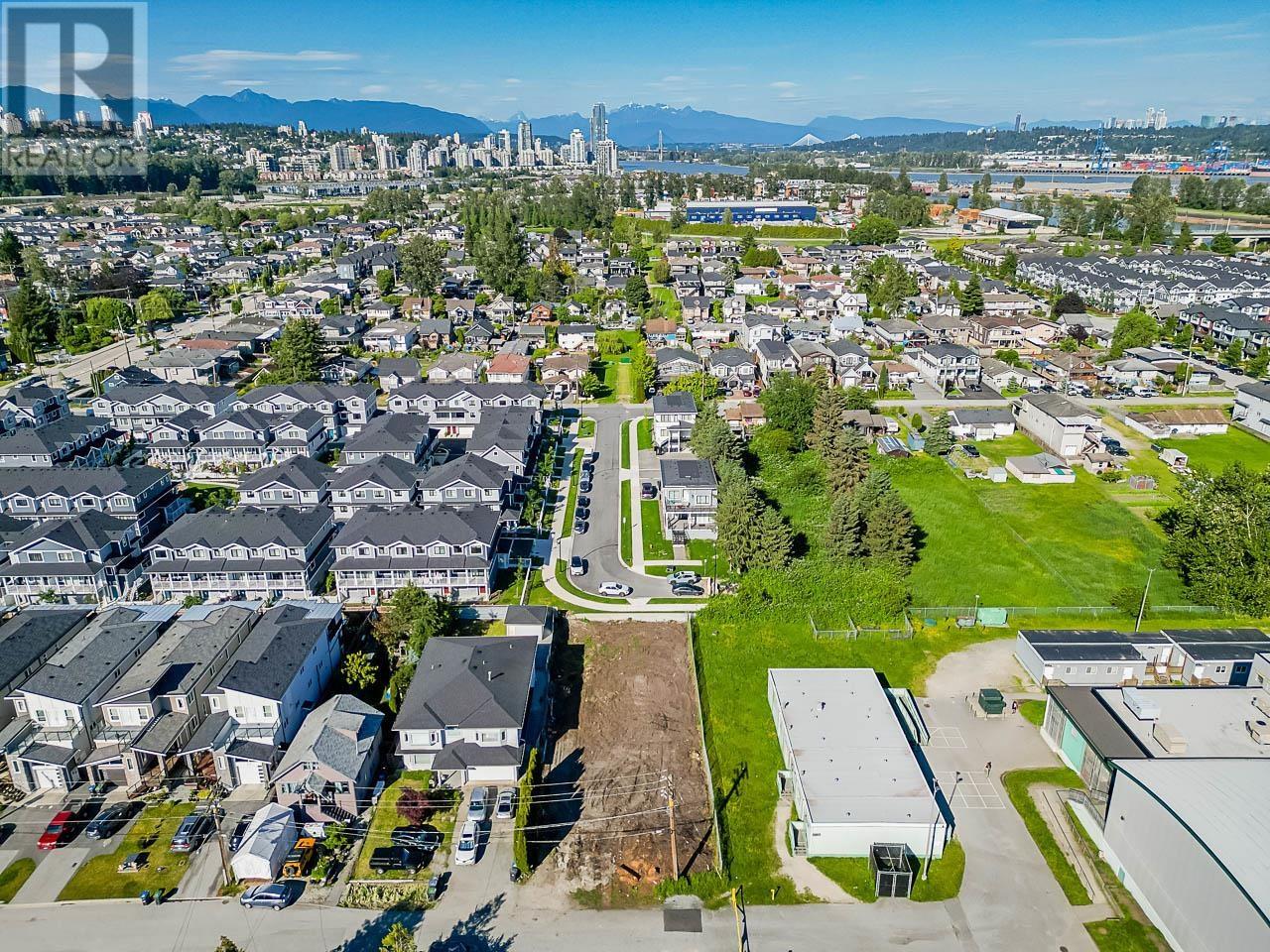 231 Lawrence Street, New Westminster, British Columbia  V3M 5K9 - Photo 28 - R2954454