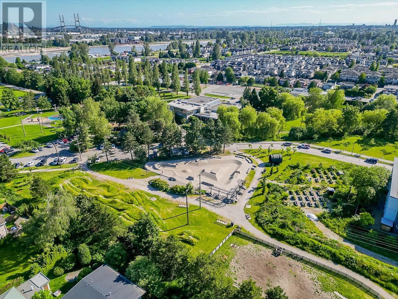 231 Lawrence Street, New Westminster, British Columbia  V3M 5K9 - Photo 6 - R2954454