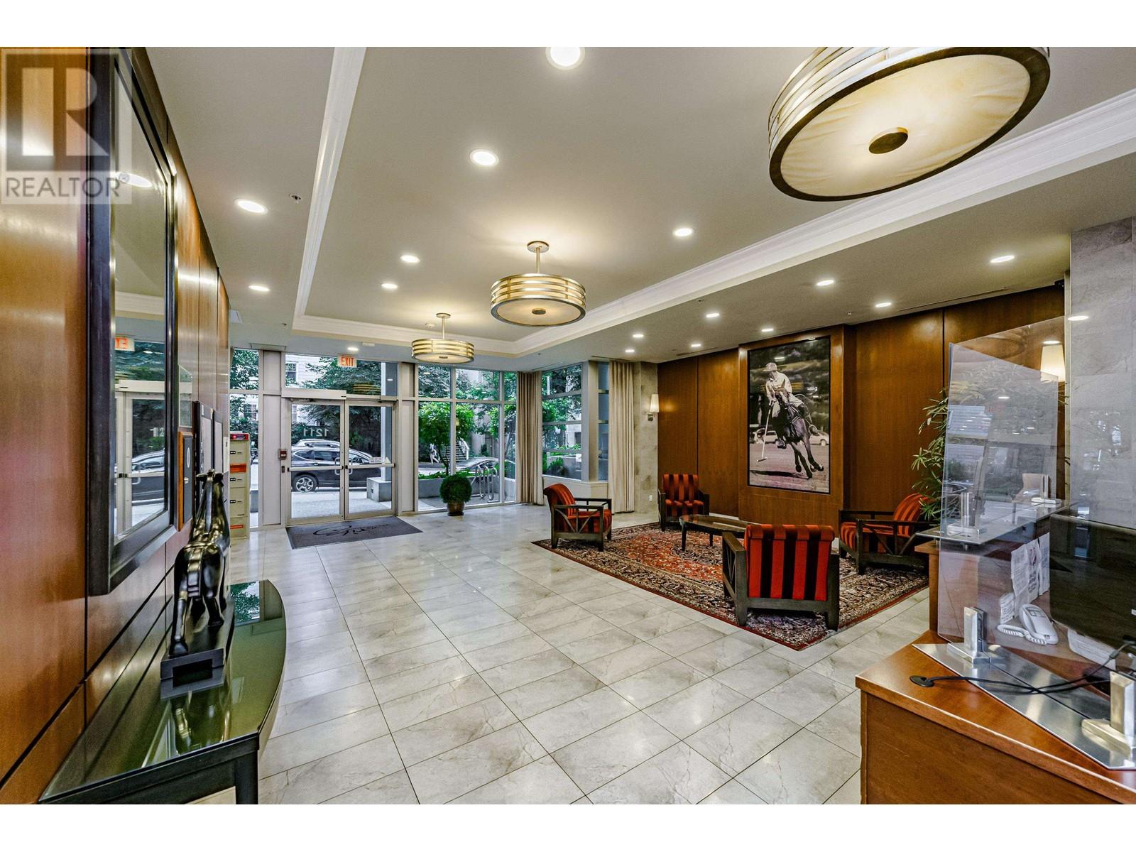 404 1211 Melville Street, Vancouver, British Columbia  V6E 0A7 - Photo 2 - R2954682