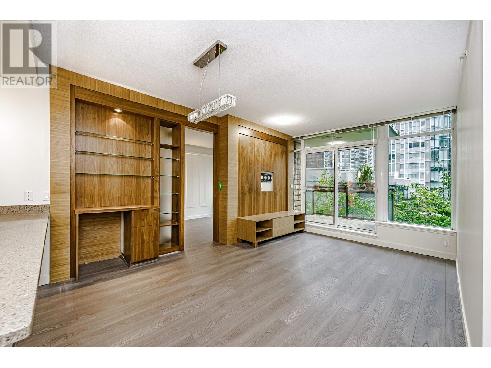 404 1211 Melville Street, Vancouver, British Columbia  V6E 0A7 - Photo 3 - R2954682
