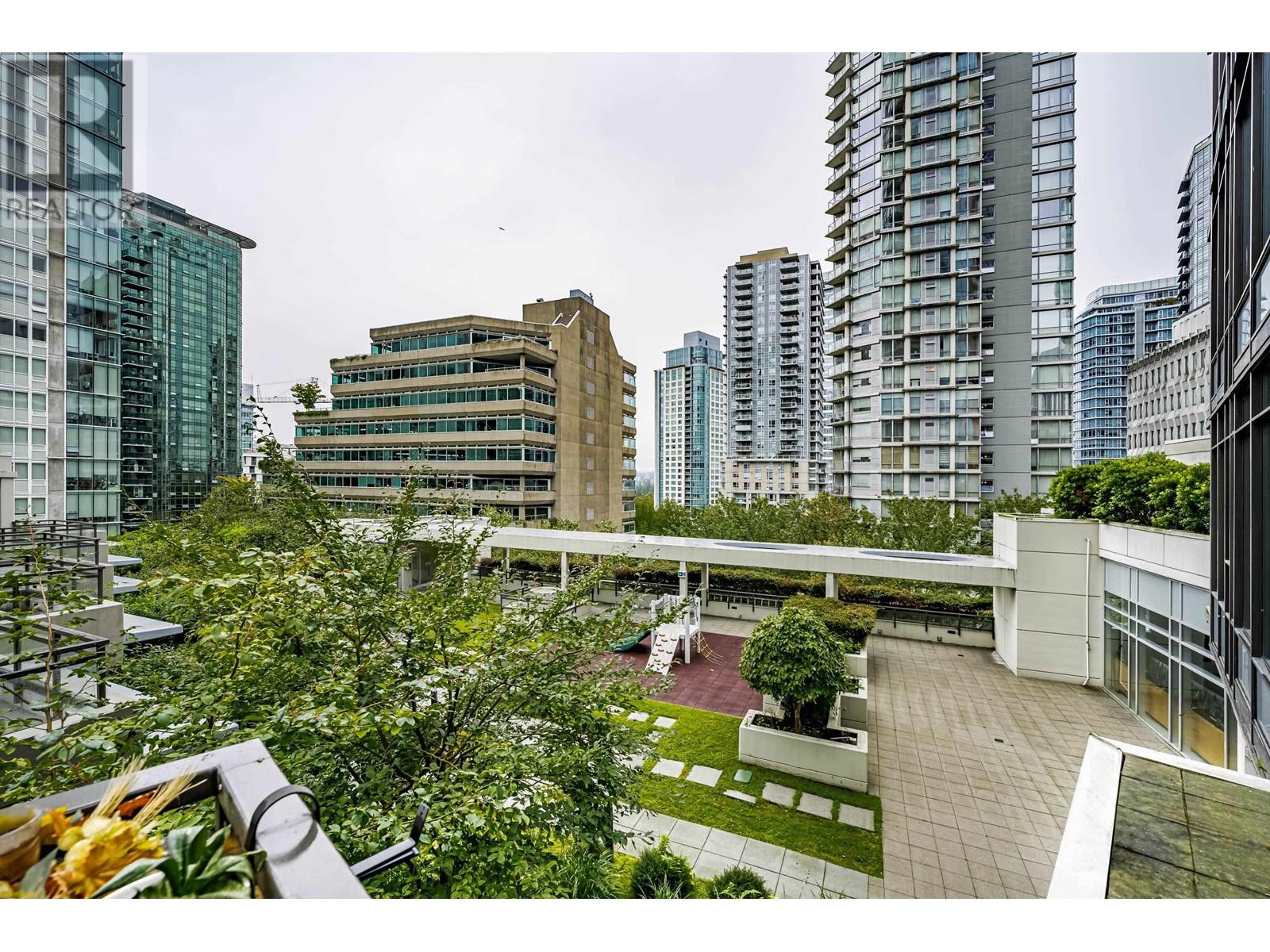 404 1211 Melville Street, Vancouver, British Columbia  V6E 0A7 - Photo 12 - R2954682