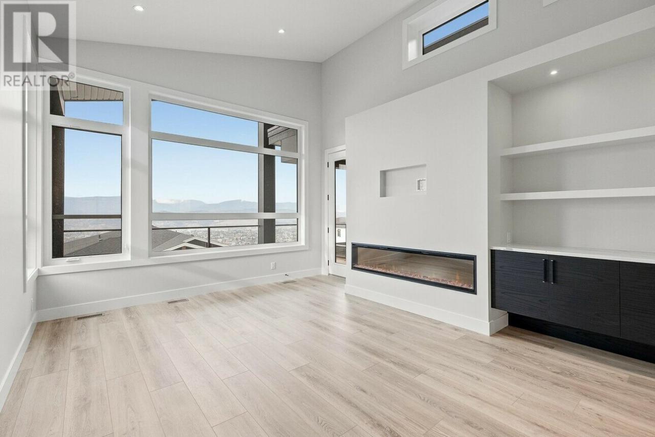 Property at 1221 Lone Pine Drive image 3