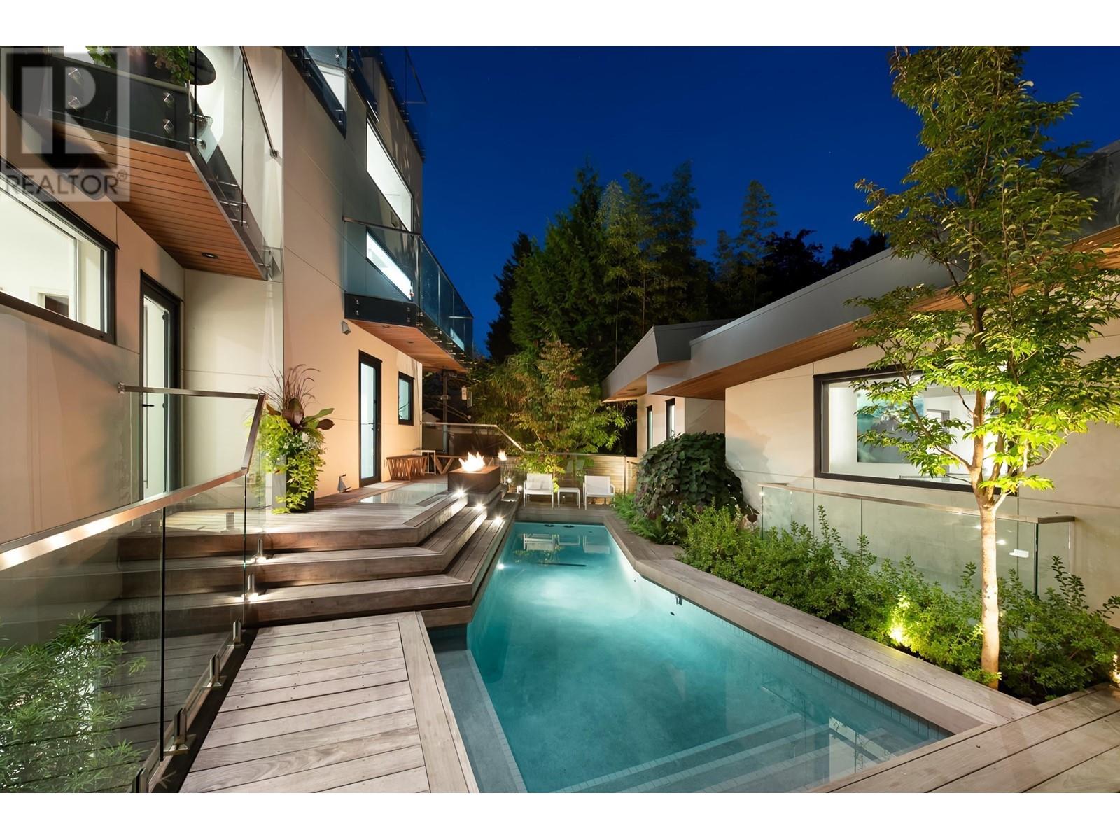 Listing Picture 9 of 40 : 5038 ARBUTUS STREET, Vancouver / 溫哥華 - 魯藝地產 Yvonne Lu Group - MLS Medallion Club Member