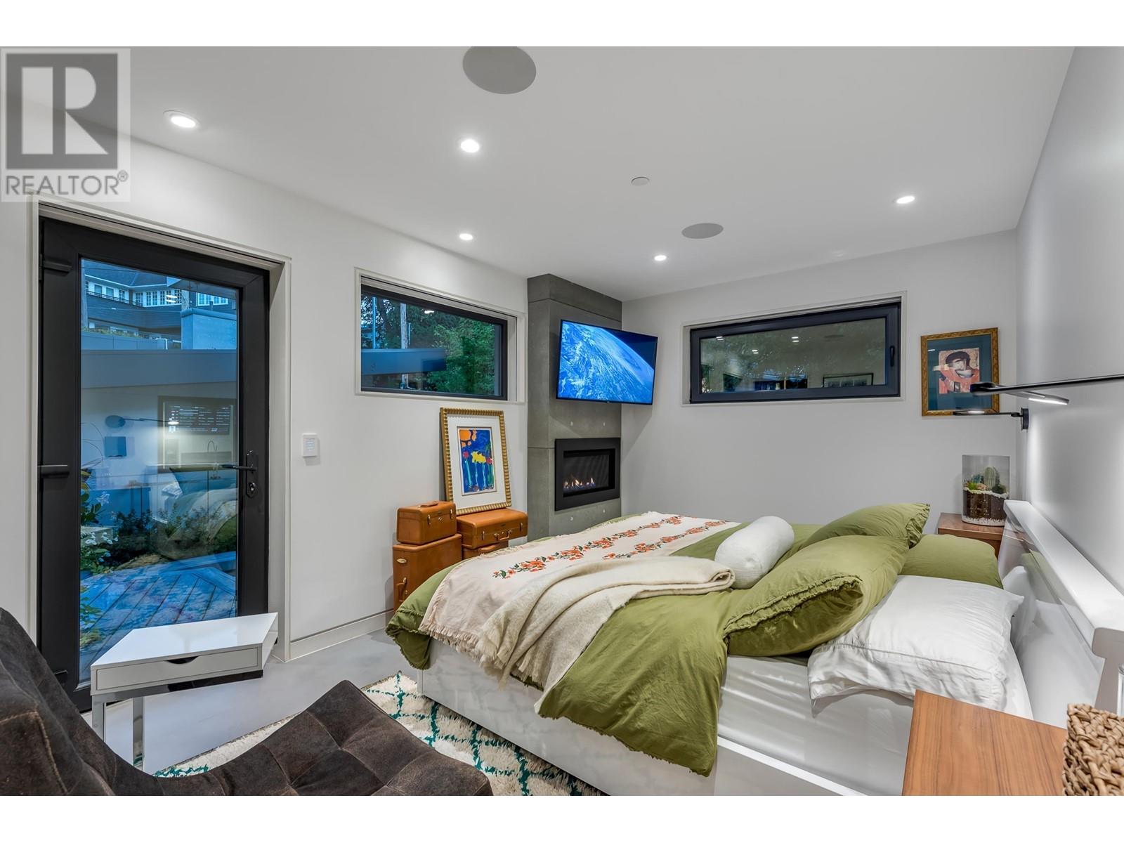 Listing Picture 24 of 40 : 5038 ARBUTUS STREET, Vancouver / 溫哥華 - 魯藝地產 Yvonne Lu Group - MLS Medallion Club Member