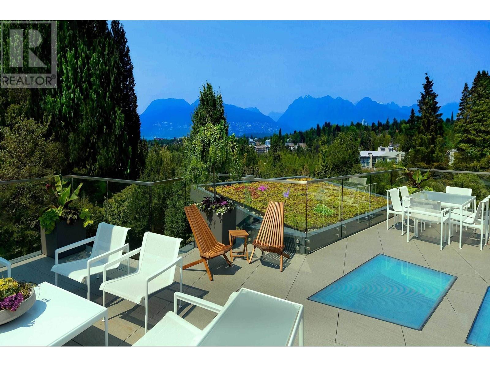 Listing Picture 18 of 40 : 5038 ARBUTUS STREET, Vancouver / 溫哥華 - 魯藝地產 Yvonne Lu Group - MLS Medallion Club Member