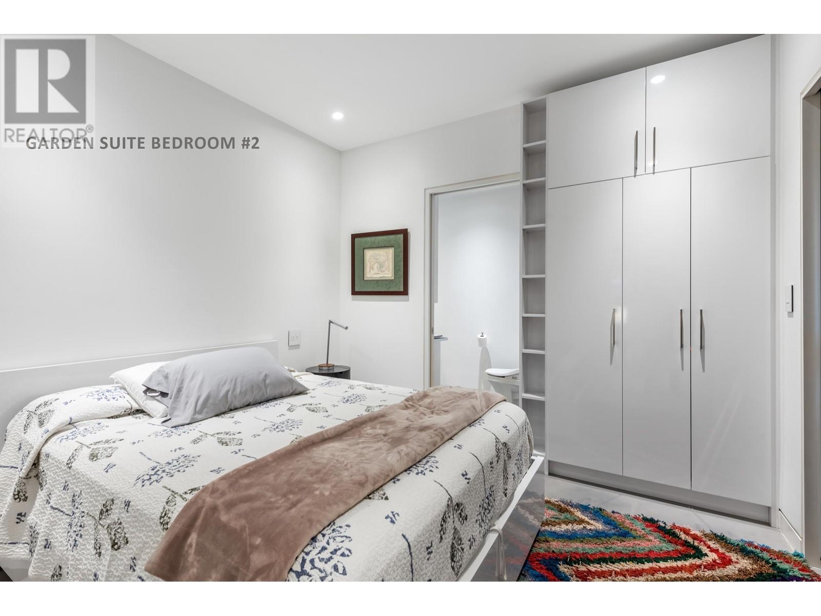 Listing Picture 32 of 40 : 5038 ARBUTUS STREET, Vancouver / 溫哥華 - 魯藝地產 Yvonne Lu Group - MLS Medallion Club Member