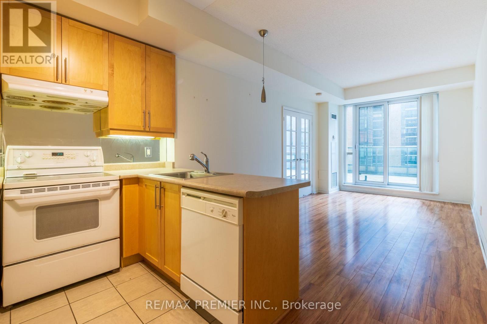 402 - 1121 Bay Street, Toronto, Ontario  M5S 3L9 - Photo 3 - C11917699