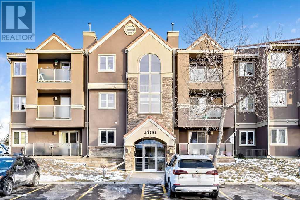 Property at 2413, 2413 Edenwold Heights NW image 1