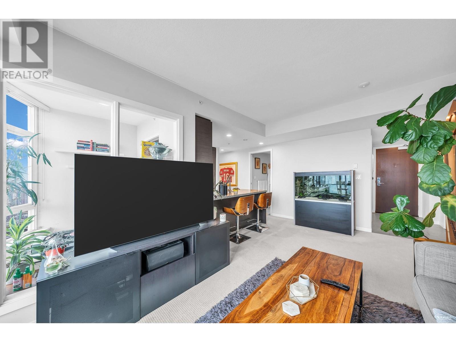 Listing Picture 7 of 22 : 3006 833 HOMER STREET, Vancouver / 溫哥華 - 魯藝地產 Yvonne Lu Group - MLS Medallion Club Member