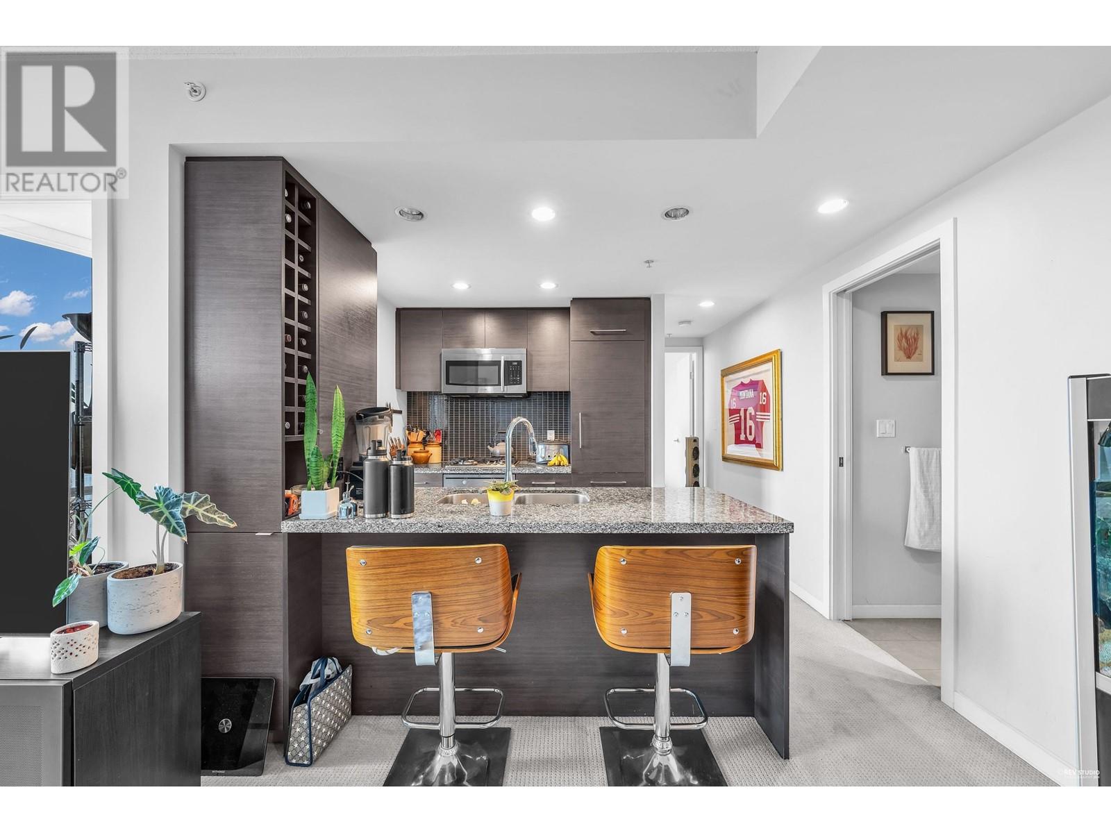 Listing Picture 9 of 22 : 3006 833 HOMER STREET, Vancouver / 溫哥華 - 魯藝地產 Yvonne Lu Group - MLS Medallion Club Member