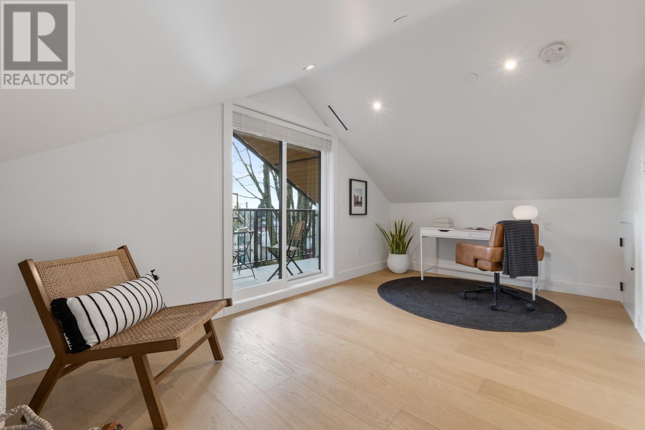 Listing Picture 20 of 26 : 2209 E 7TH AVENUE, Vancouver / 溫哥華 - 魯藝地產 Yvonne Lu Group - MLS Medallion Club Member