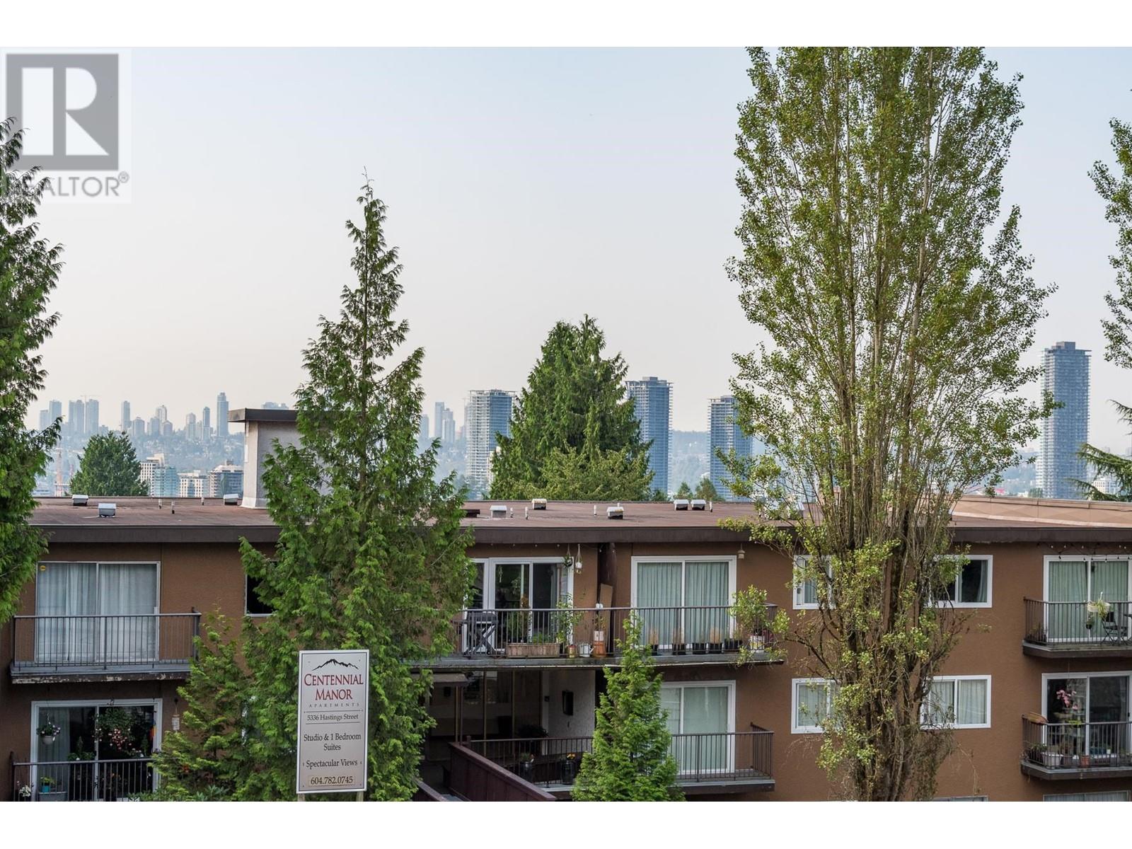 Listing Picture 28 of 35 : 111 5335 HASTINGS STREET, Burnaby / 本拿比 - 魯藝地產 Yvonne Lu Group - MLS Medallion Club Member