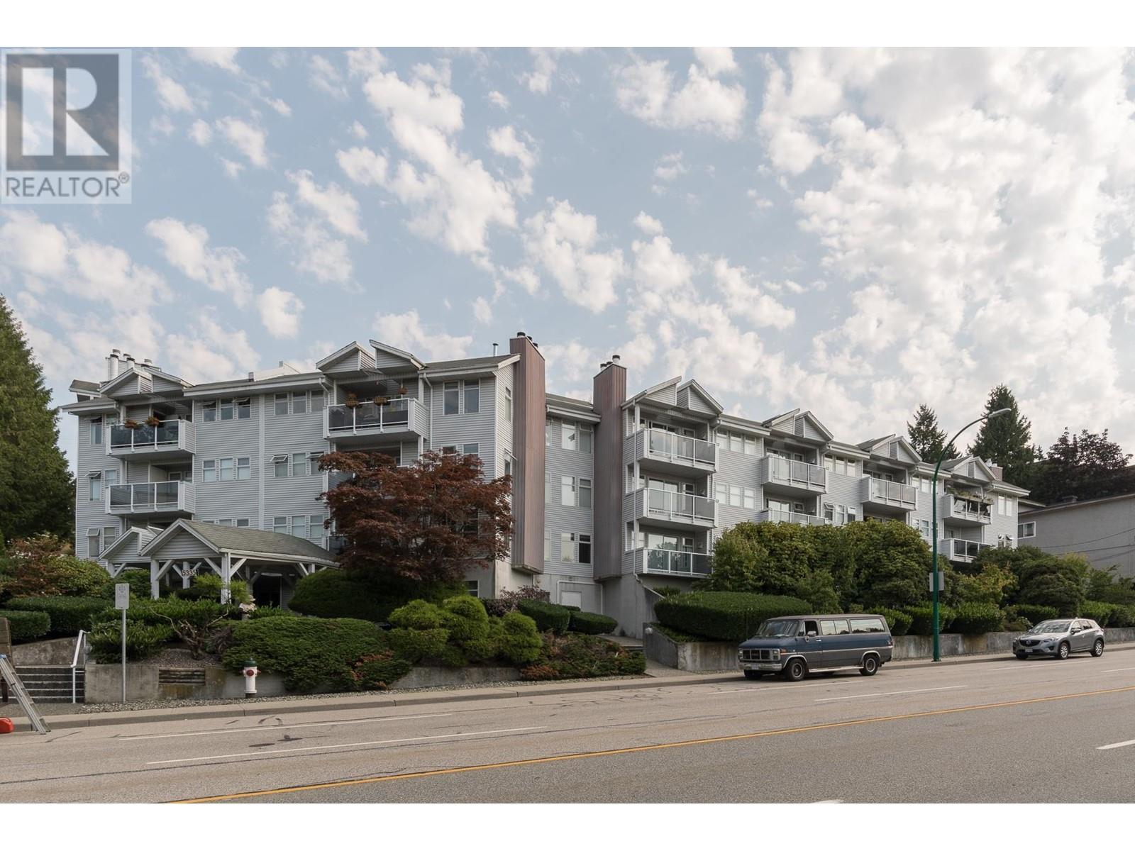 Listing Picture 34 of 35 : 111 5335 HASTINGS STREET, Burnaby / 本拿比 - 魯藝地產 Yvonne Lu Group - MLS Medallion Club Member