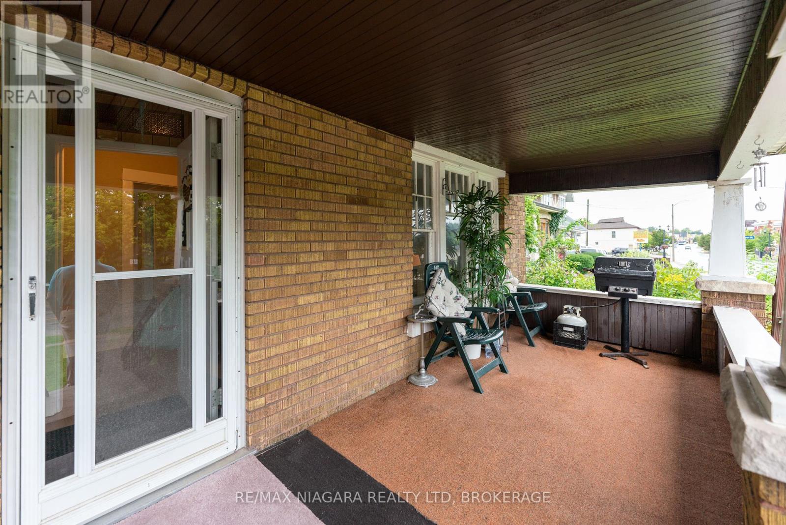 6141 Main Street, Niagara Falls, Ontario  L2G 6A2 - Photo 8 - X11917963
