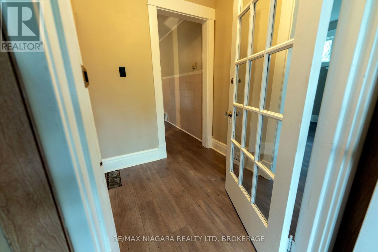 6141 Main Street, Niagara Falls (Dorchester), Ontario  L2G 6A2 - Photo 10 - X11917968