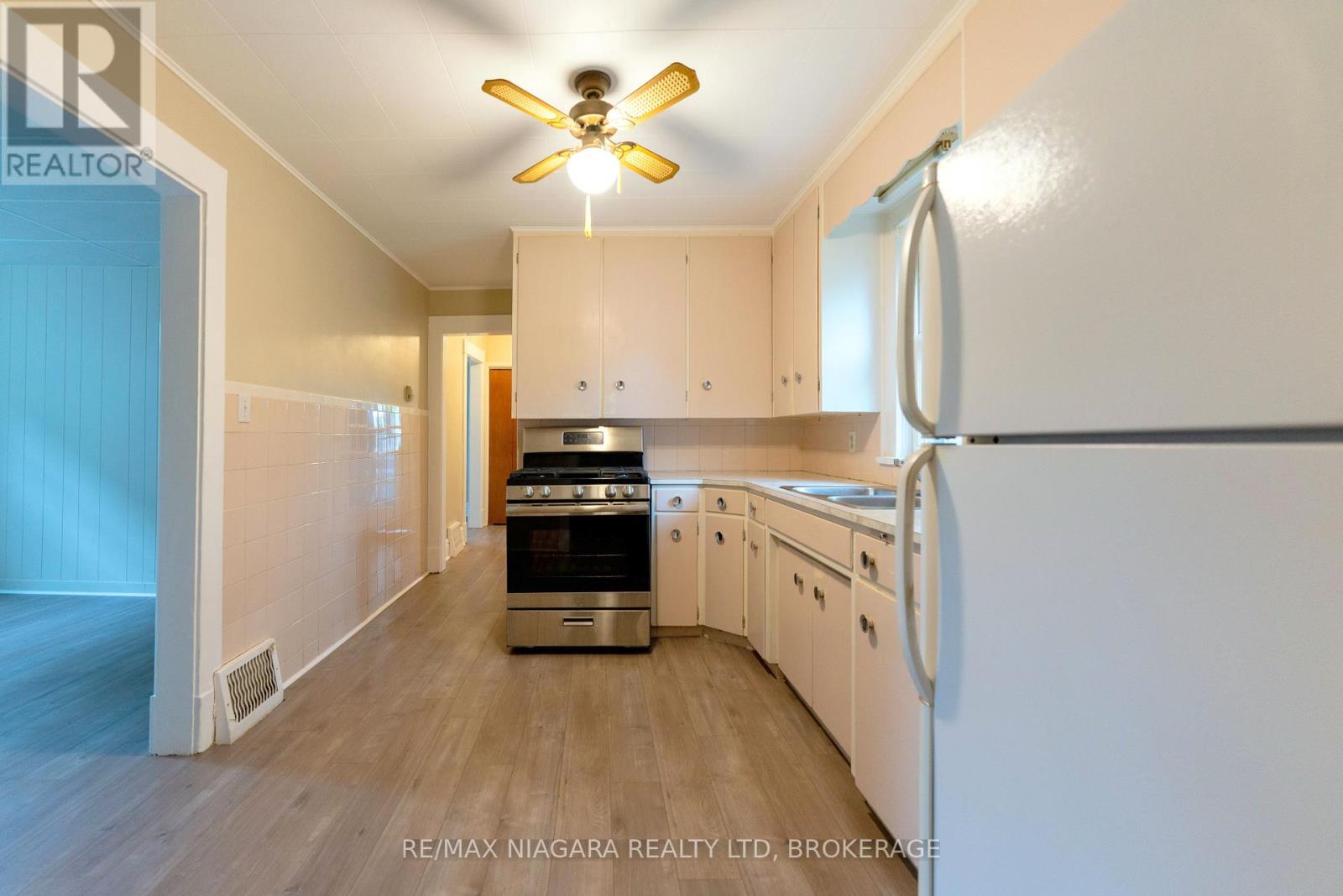 6141 Main Street, Niagara Falls (Dorchester), Ontario  L2G 6A2 - Photo 18 - X11917968