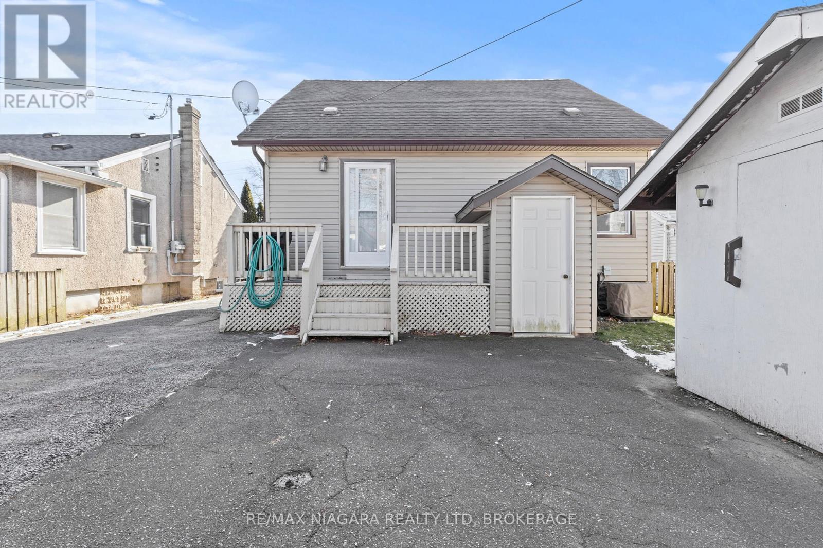 54 Churchill Avenue, Welland, Ontario  L3B 4Y6 - Photo 21 - X11918006