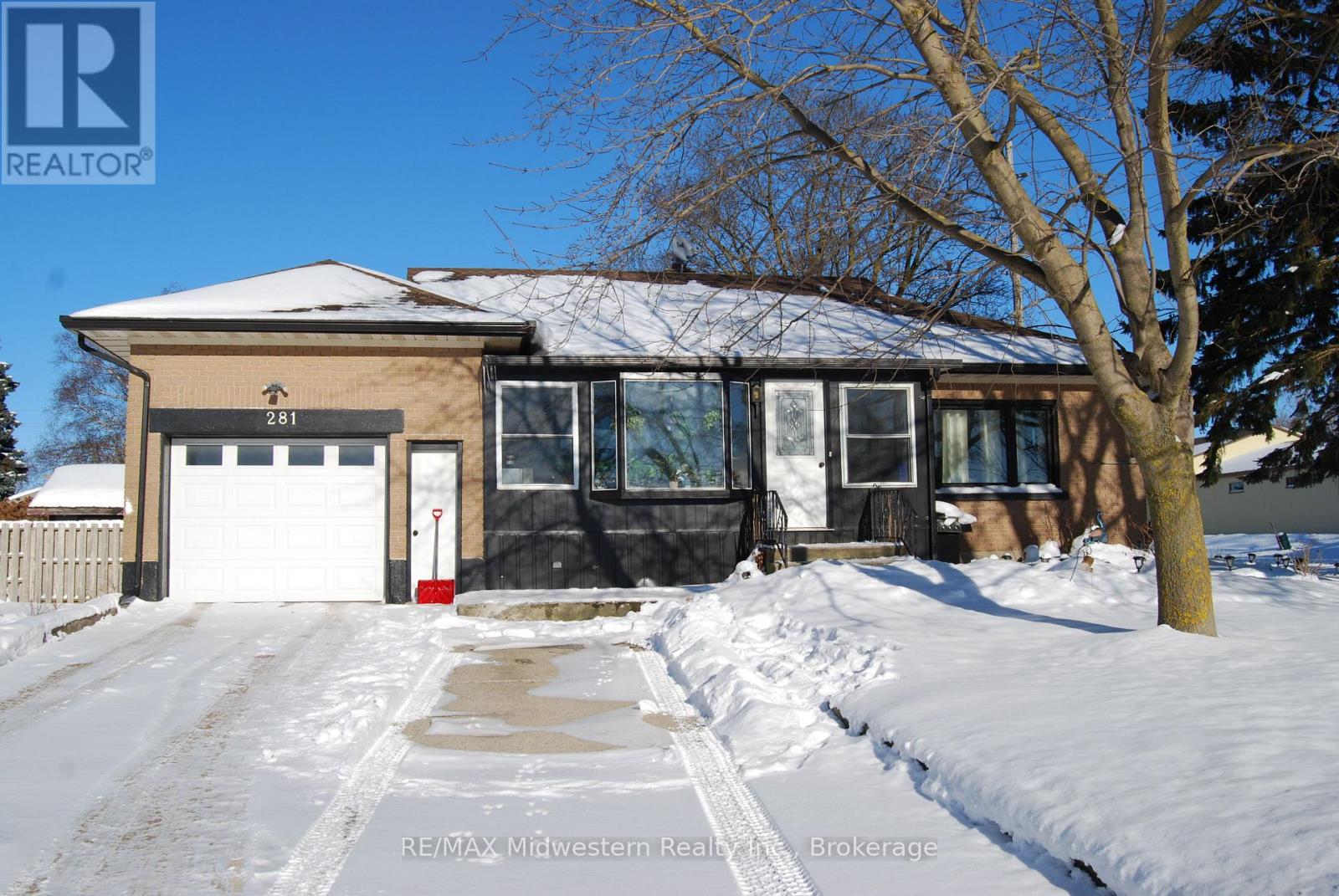 281 Elora Street S, Minto, Ontario  N0G 1Z0 - Photo 1 - X11917883