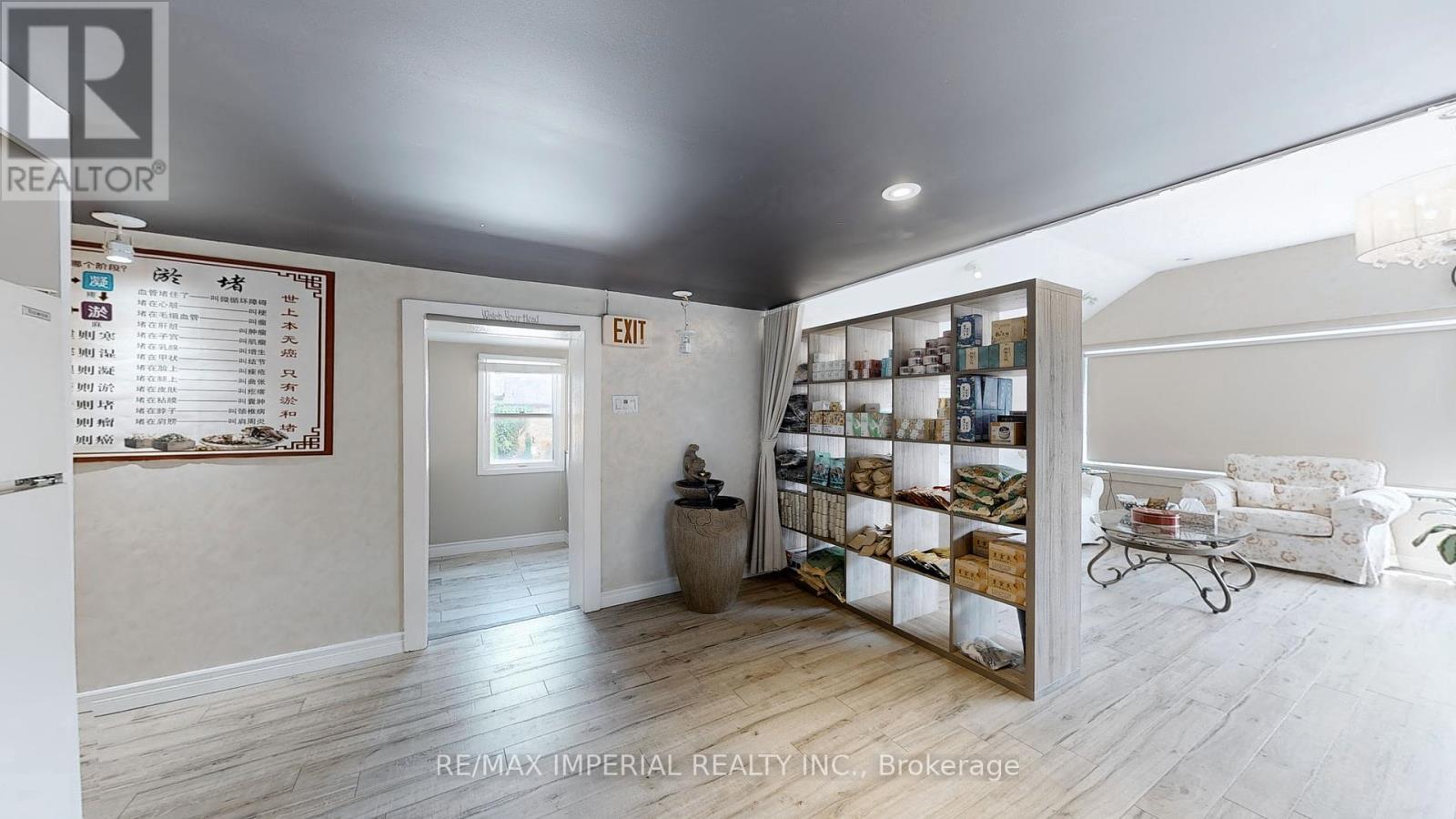 2nd Flr - 156 Main (Unionville) Street, Markham (Unionville), Ontario  L3R 2G9 - Photo 6 - N11917912
