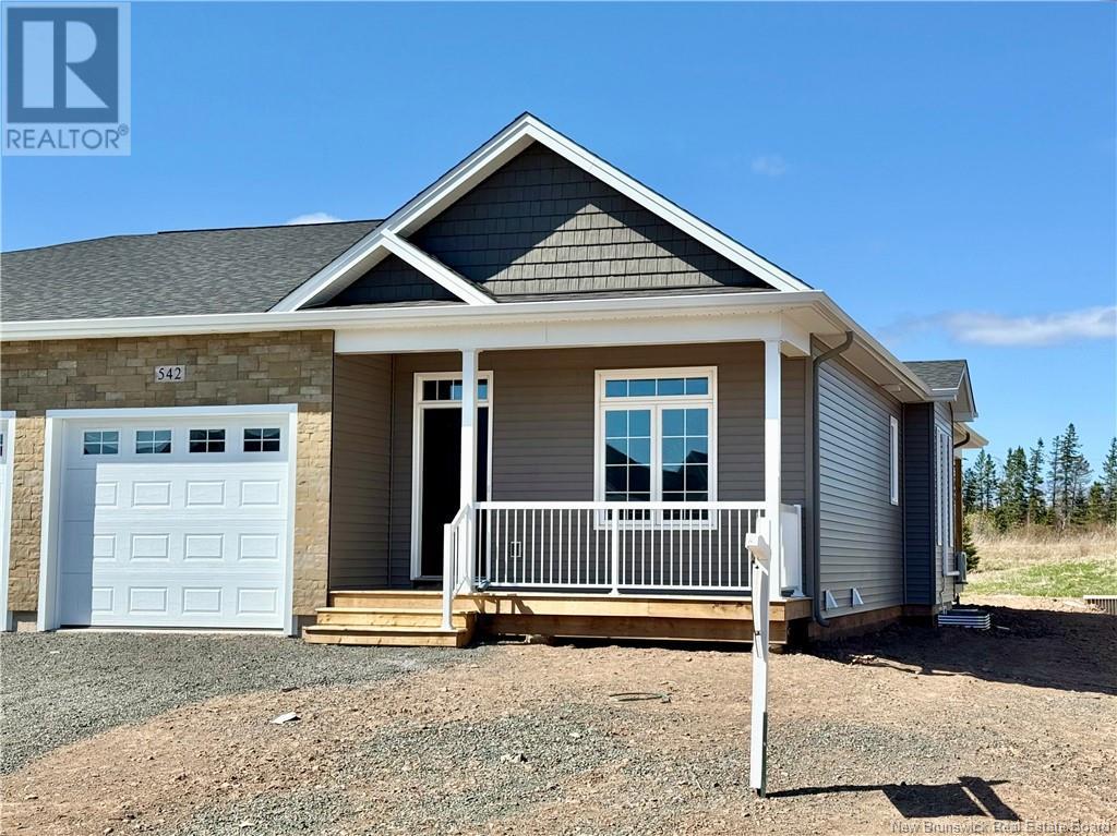 Property at 542 Royal Oaks Boulevard image 1