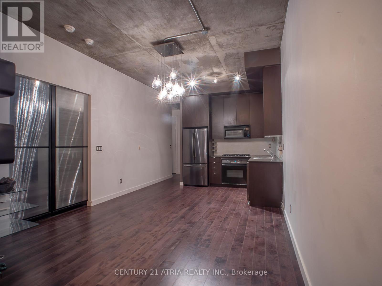 306 - 19 Brant Street, Toronto, Ontario  M5V 2L2 - Photo 1 - C11917153